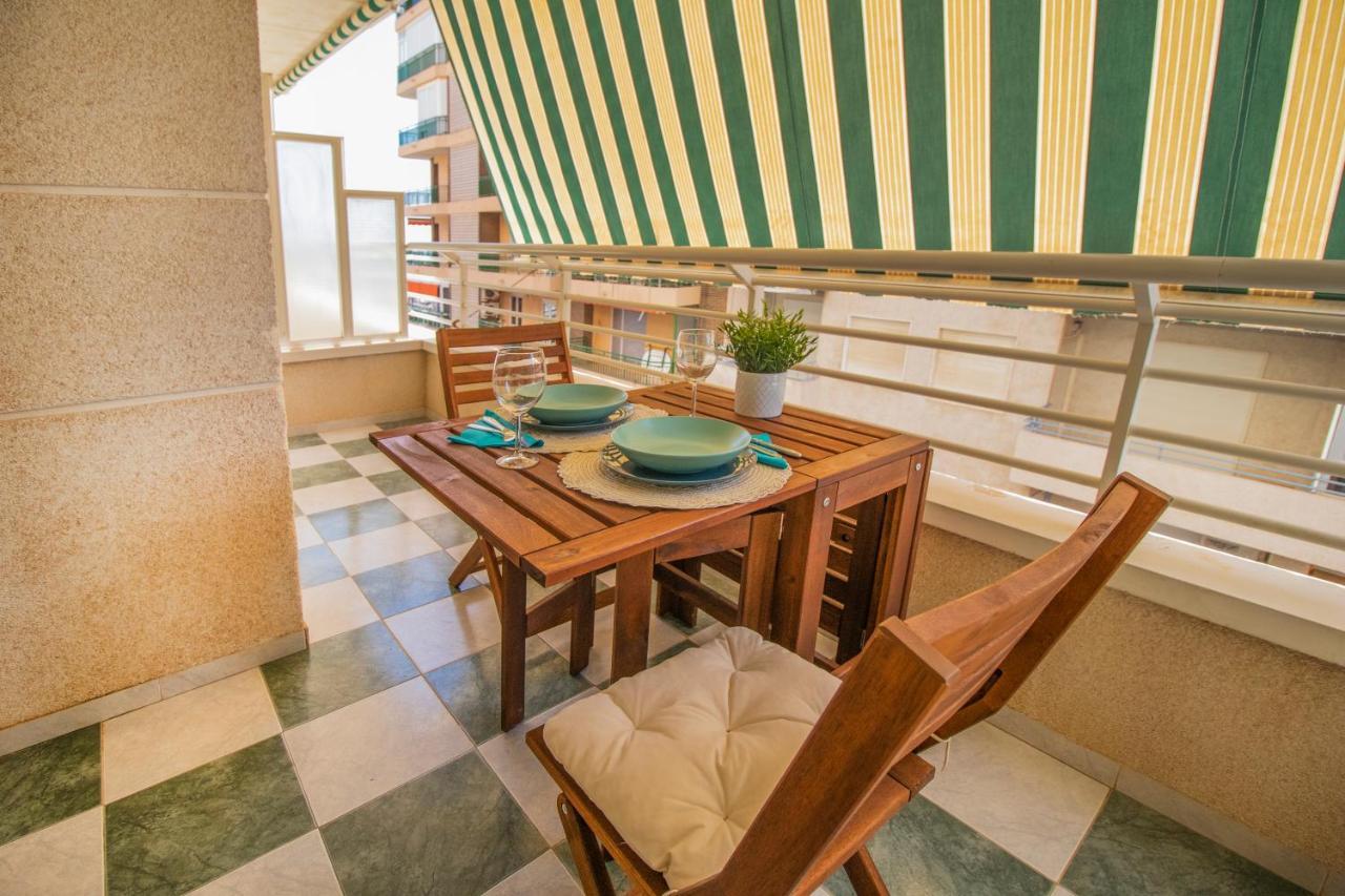 Feines Appartement Mit Hafenblick Santa Pola Zewnętrze zdjęcie